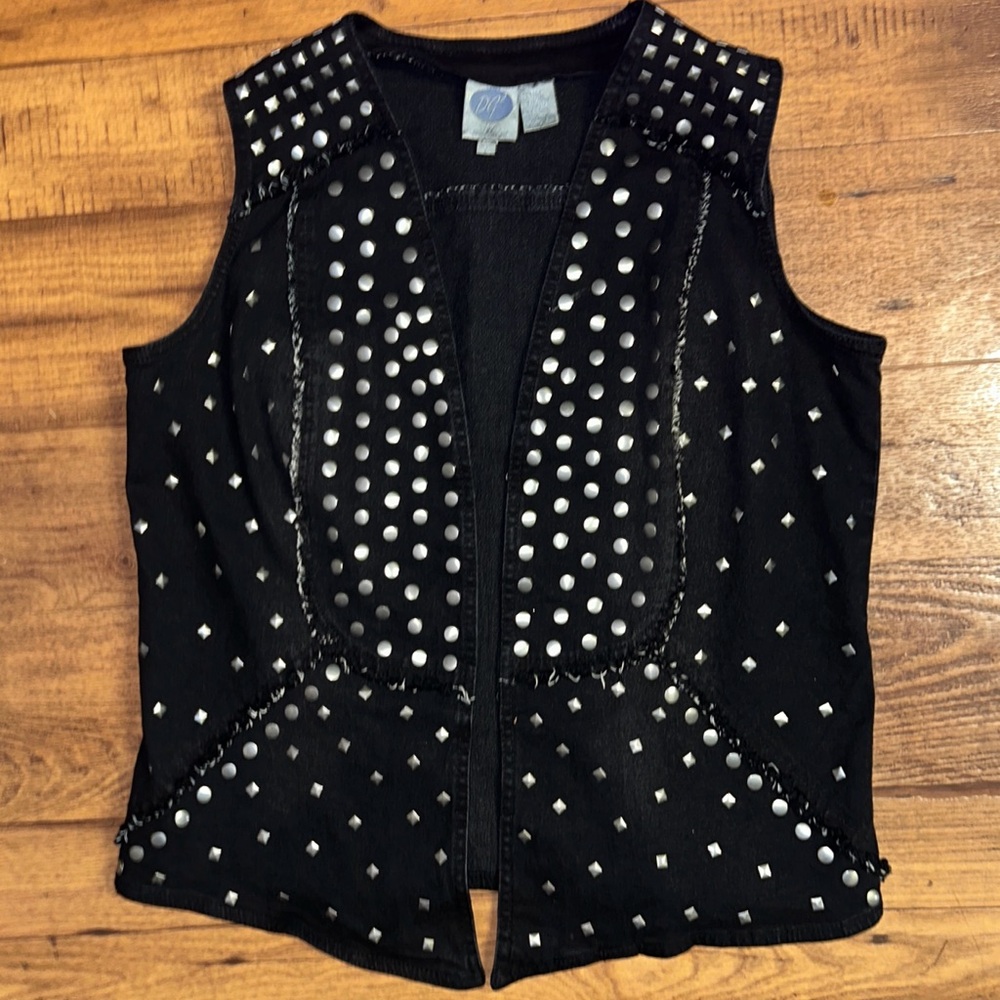 DG2 Diane Gilman ~ Size Large ~ Black Denim W/ Silver Studded Jacket Vest - Picture 3 of 15